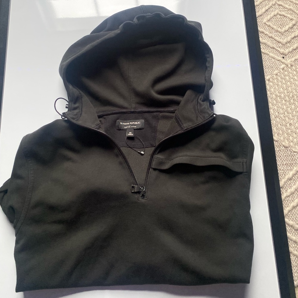 Women’s Banana Republic Half Zip Up Jacket. Size: M.